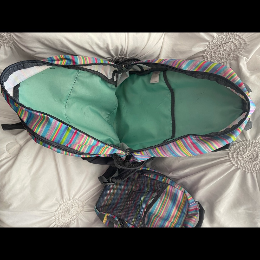 Adidas Back Pack & Lunch Bag - Picture 3 of 9